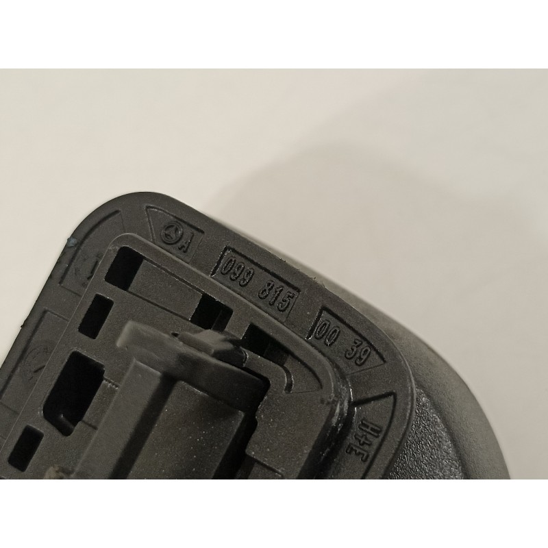 Recambio de maneta interior delantera derecha para mercedes-benz clase b (w247) 247 referencia OEM IAM A1668100054 A0998150039 