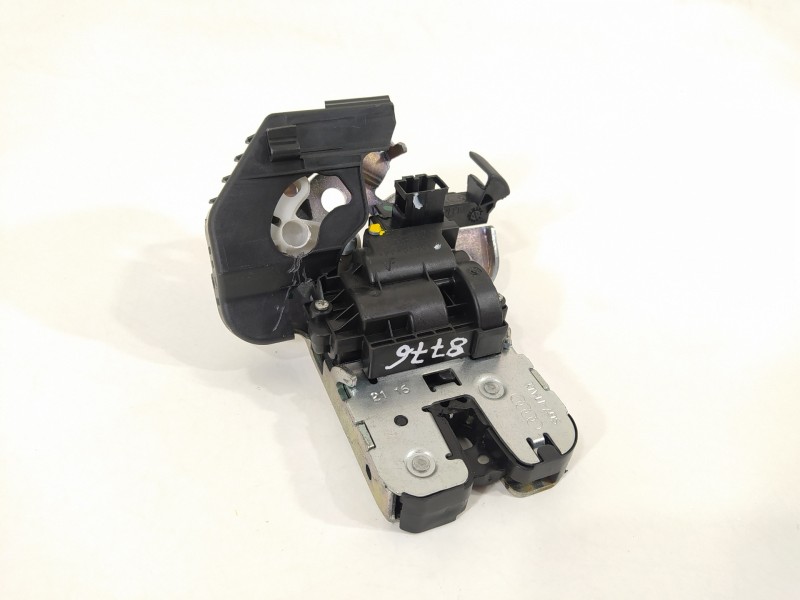 Recambio de cerradura maletero / porton para audi a1 (8xk) adrenalin referencia OEM IAM 8R0827505A  