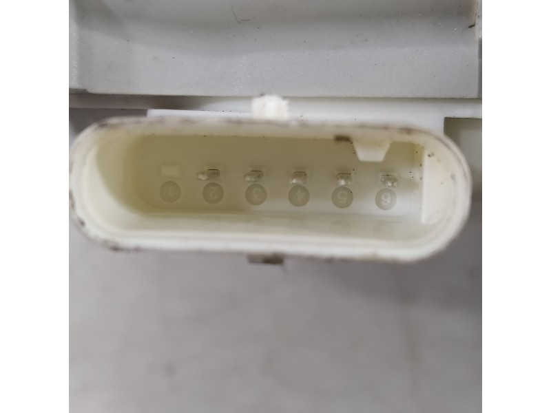 Recambio de cerradura puerta trasera derecha para audi a1 (8xk) adrenalin referencia OEM IAM 8X0839016E  