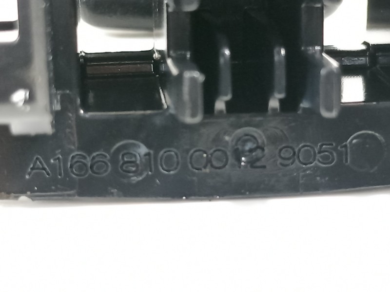 Recambio de parasol izquierdo para mercedes-benz clase b (w247) 247 referencia OEM IAM A1778106100 A1668100012 