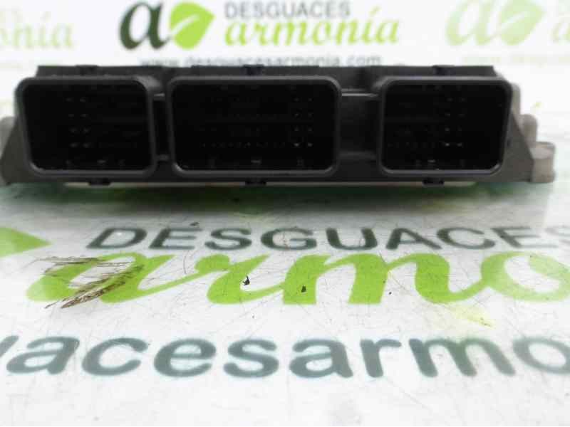 Recambio de centralita motor uce para citroën c4 berlina sx referencia OEM IAM 9655943580 0281011863 