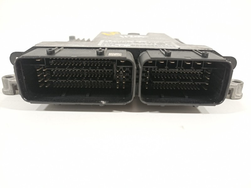 Recambio de centralita motor uce para peugeot 208 2020 referencia OEM IAM 9841215880 0261S102VT 