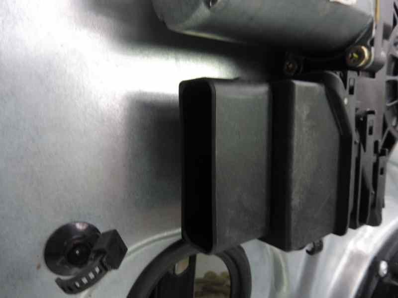 Recambio de elevalunas trasero izquierdo para volkswagen passat berlina (3b2) comfortline referencia OEM IAM 3B5839755 3B5839751