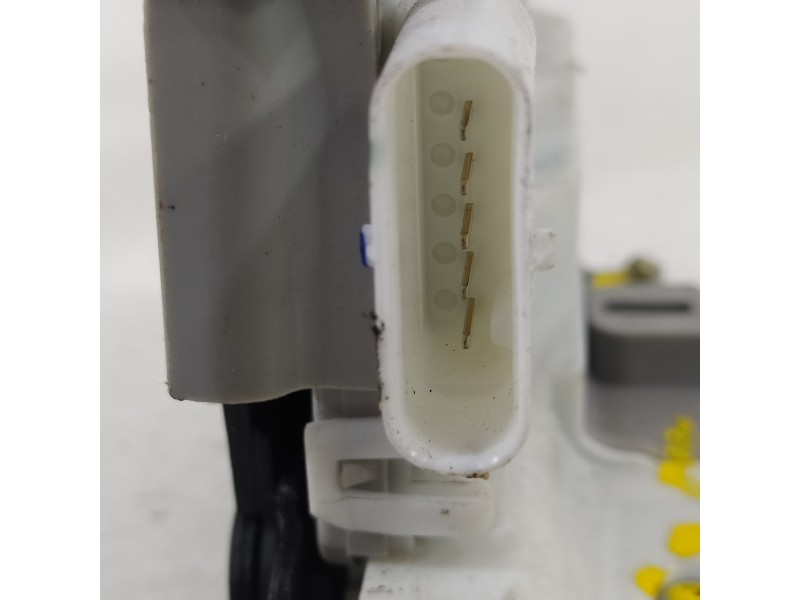 Recambio de cerradura puerta trasera izquierda para audi a1 (8xk) adrenalin referencia OEM IAM 8X0839015E  