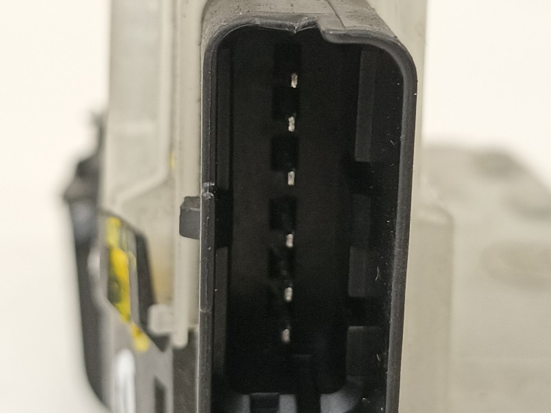 Recambio de cerradura puerta delantera izquierda para peugeot 208 2020 referencia OEM IAM 9829285080 292850 