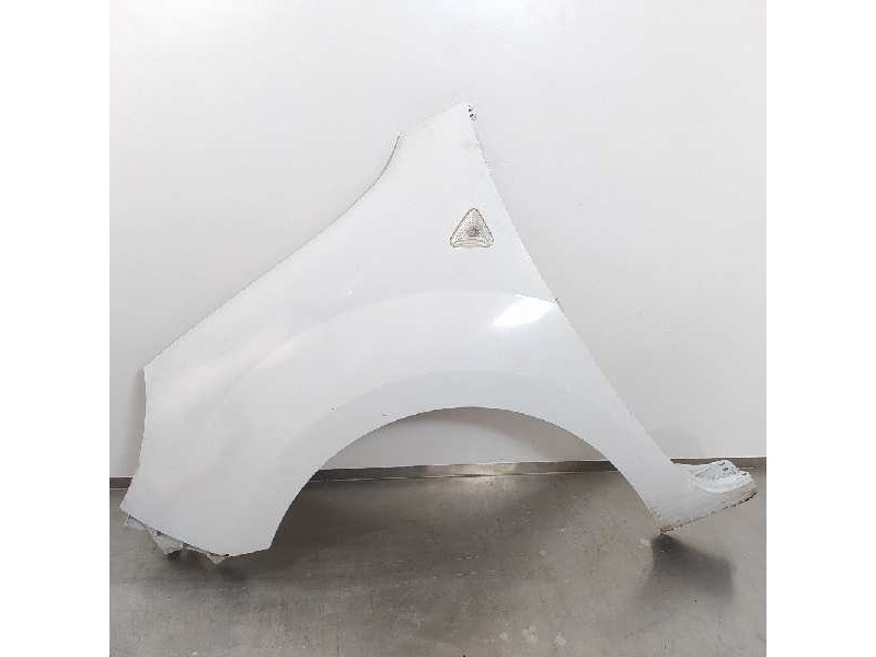 Recambio de aleta delantera izquierda para renault kangoo furgón professional referencia OEM IAM 631010288R  