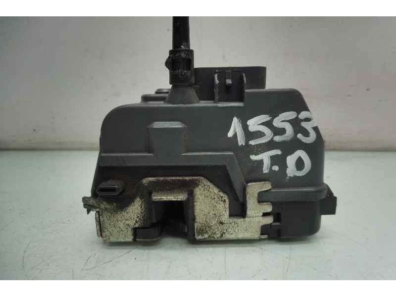 Recambio de cerradura puerta trasera derecha para renault megane ii classic berlina confort dynamique referencia OEM IAM 8200212