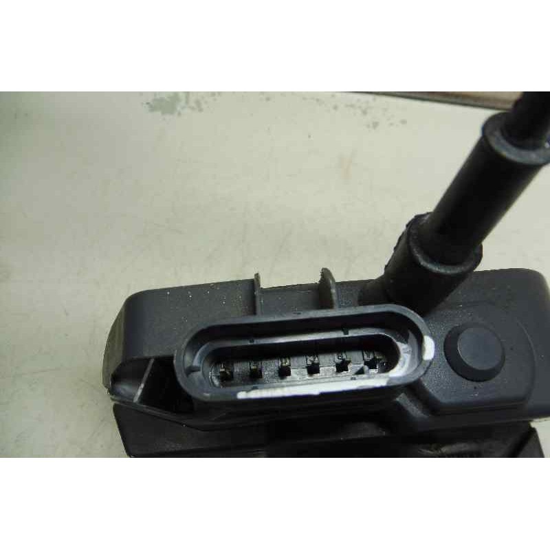 Recambio de cerradura puerta trasera derecha para renault megane ii classic berlina confort dynamique referencia OEM IAM 8200212