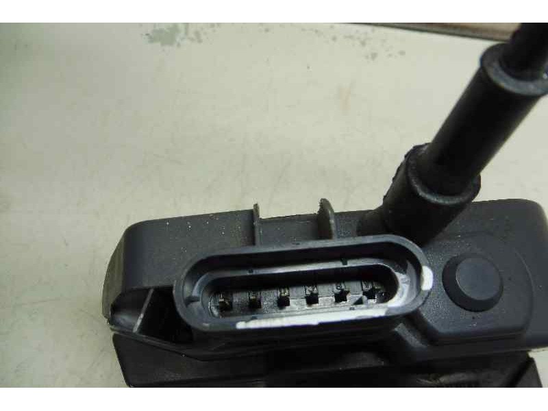 Recambio de cerradura puerta trasera derecha para renault megane ii classic berlina confort dynamique referencia OEM IAM 8200212