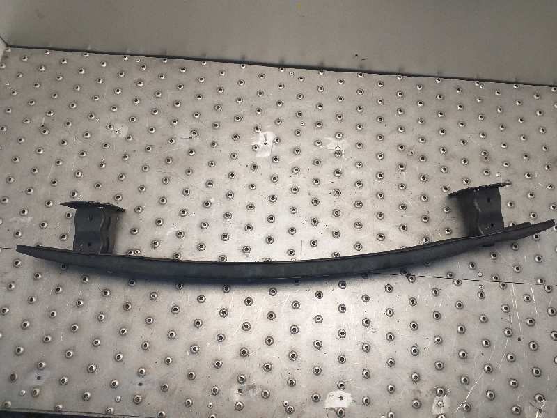 Recambio de refuerzo paragolpes delantero para renault kangoo furgón professional referencia OEM IAM   