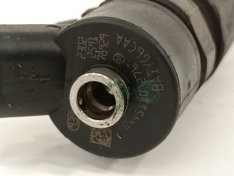 Recambio de inyector para opel zafira b cosmo referencia OEM IAM 0445110276  