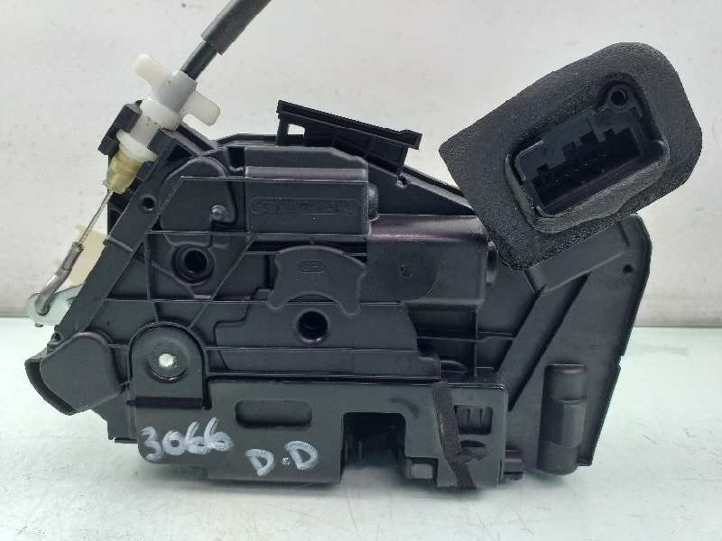 Recambio de cerradura puerta delantera derecha para volkswagen golf vi (5k1) sport referencia OEM IAM 5K1837016B  