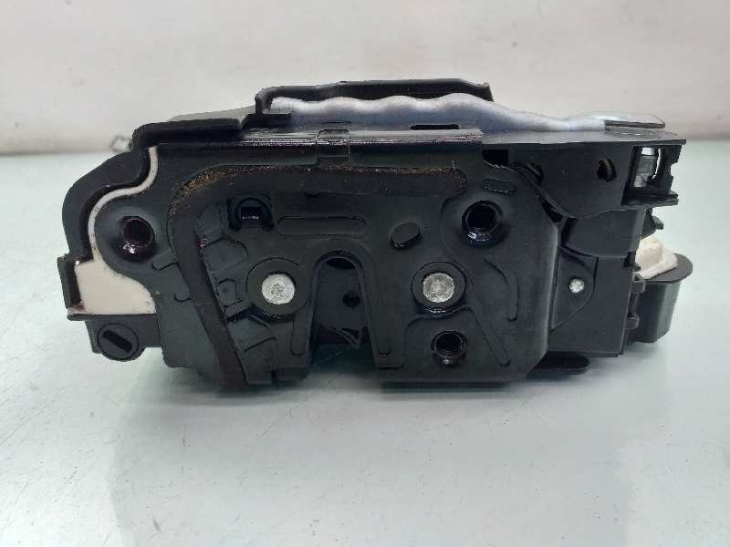 Recambio de cerradura puerta delantera derecha para volkswagen golf vi (5k1) sport referencia OEM IAM 5K1837016B  