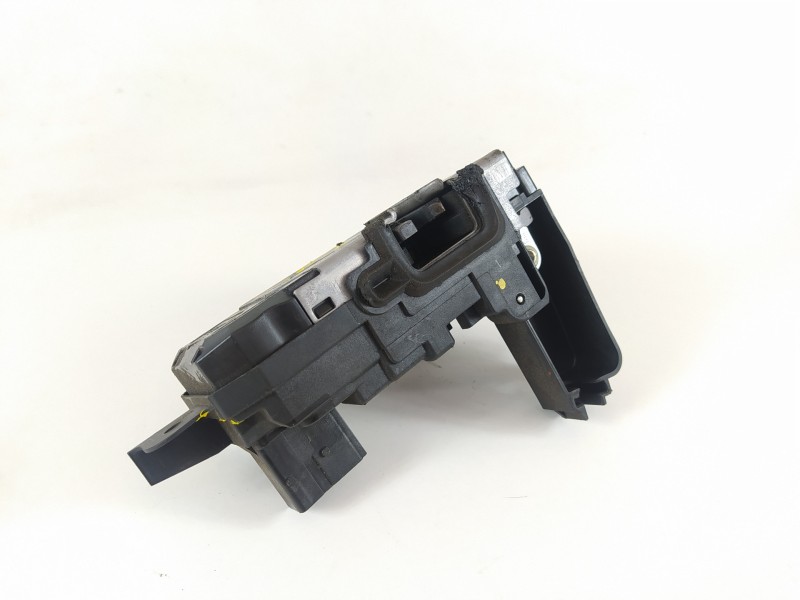 Recambio de cerradura puerta delantera derecha para opel zafira b cosmo referencia OEM IAM 13210749  