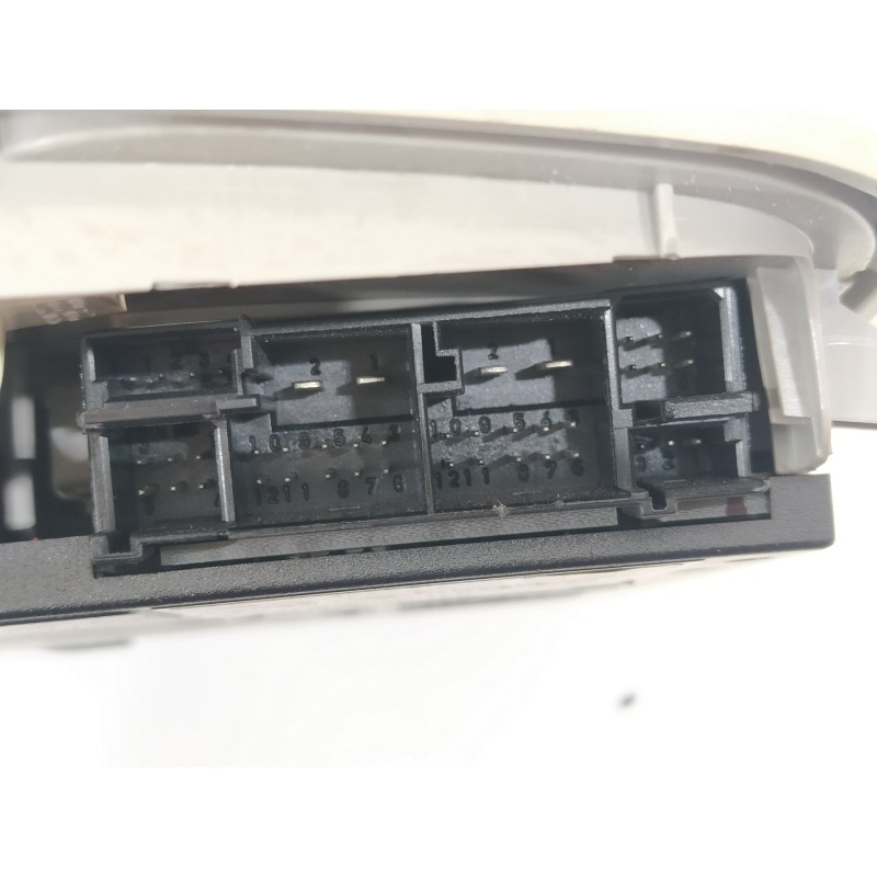 Recambio de luz interior para mercedes-benz clase c (w203) sportcoupe c 220 cdi (la) (203.708) referencia OEM IAM A2038204601 2J