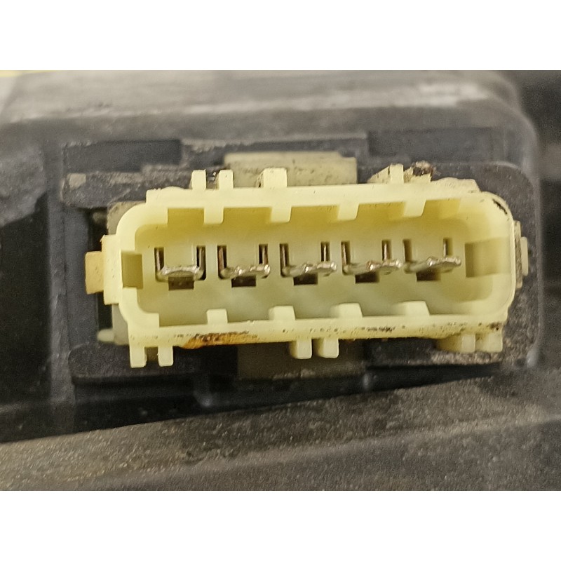 Recambio de faro derecho para citroën xantia berlina 2.0 hdi 90/110 attraction referencia OEM IAM 88205034D  