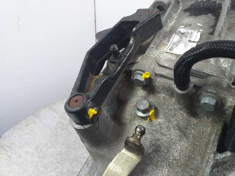 Recambio de caja cambios para renault megane iii berlina 5 p dynamique referencia OEM IAM ND4001  