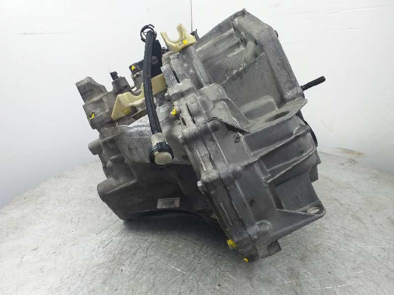 Recambio de caja cambios para renault megane iii berlina 5 p dynamique referencia OEM IAM ND4001  