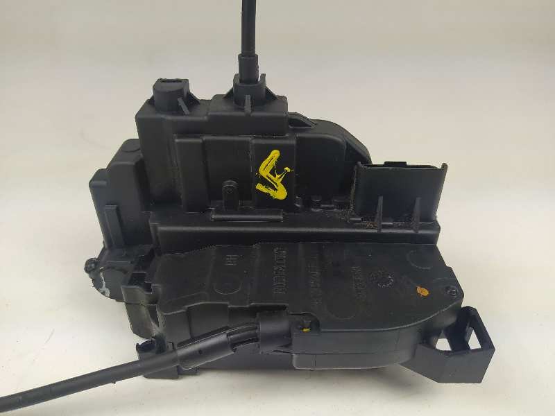 Recambio de cerradura puerta trasera derecha para renault scenic iii dynamique referencia OEM IAM 825020033R  