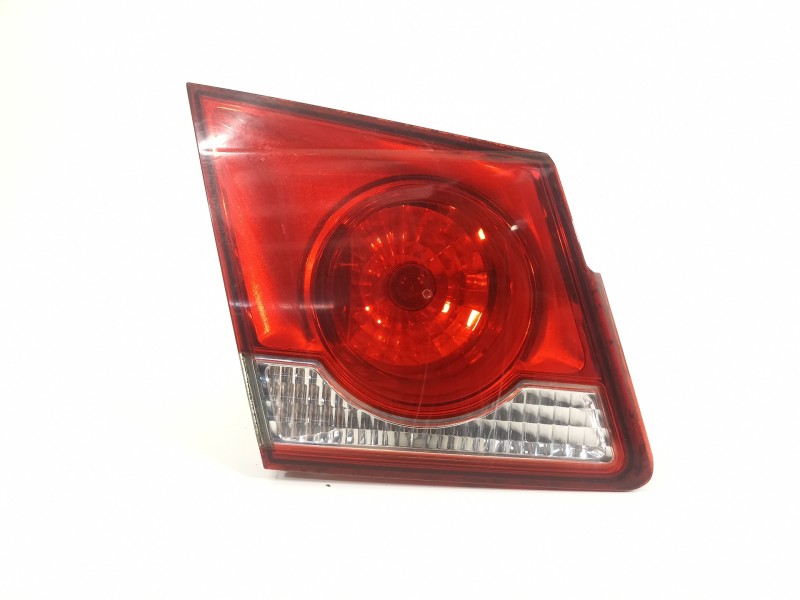 Recambio de piloto trasero izquierdo para chevrolet cruze lt referencia OEM IAM   