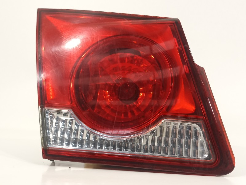 Recambio de piloto trasero izquierdo para chevrolet cruze lt referencia OEM IAM   