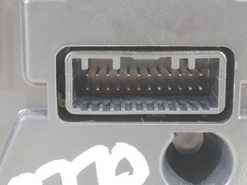 Recambio de cuadro instrumentos para renault clio iv grandtour dynamique referencia OEM IAM 248104203R  