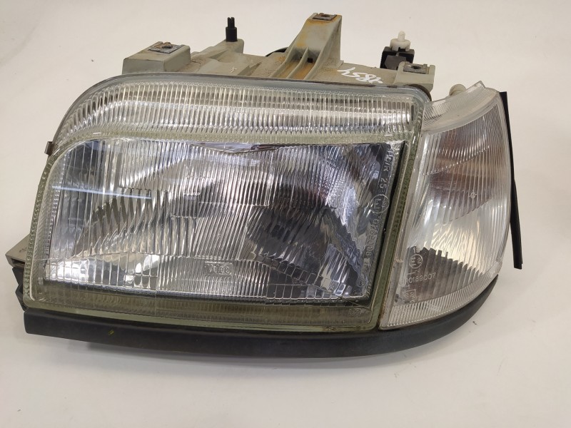 Recambio de faro izquierdo para renault clio i fase i+ii (b/c57) 1.2 alize referencia OEM IAM   