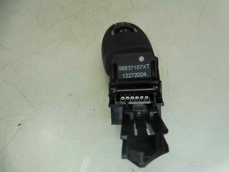 Recambio de mando multifuncion para peugeot 208 gti referencia OEM IAM 96637157XT  