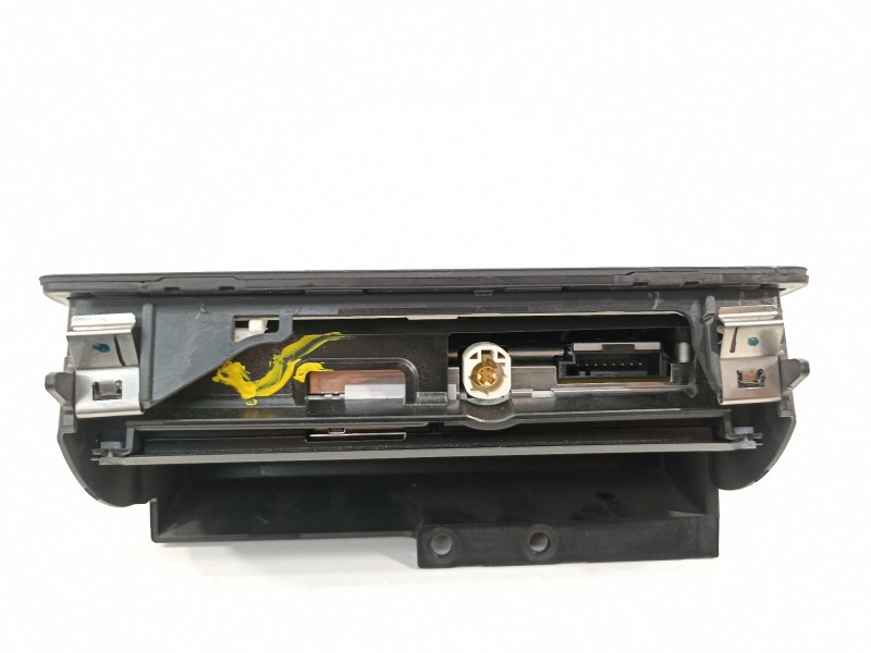 Recambio de pantalla multifuncion para audi a1 sportback (8xf) attraction referencia OEM IAM 8X0857273B  