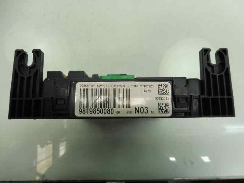 Recambio de caja reles / fusibles para peugeot 208 gti referencia OEM IAM 9819850080  