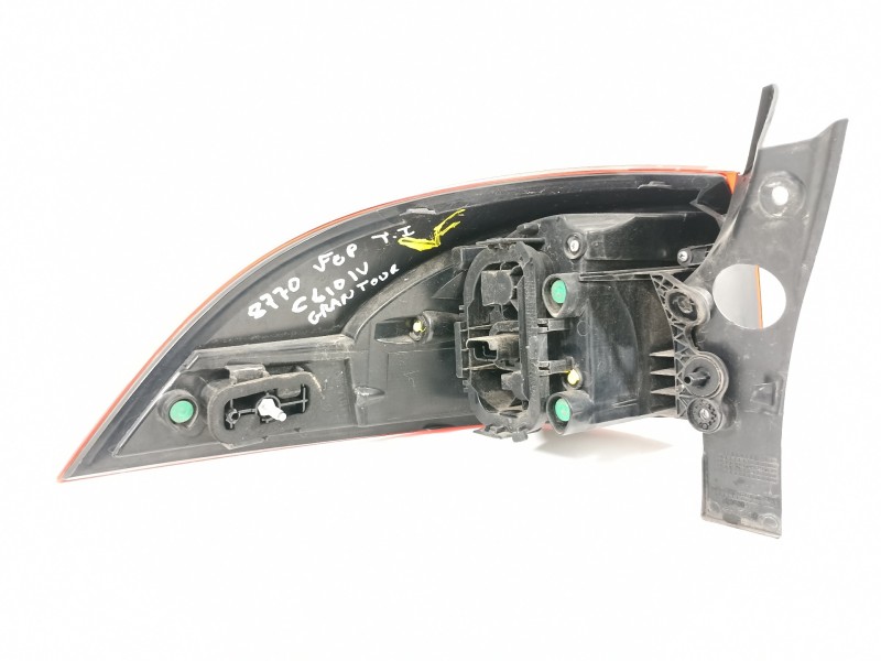 Recambio de piloto trasero derecho para renault clio iv grandtour dynamique referencia OEM IAM 265507408R  