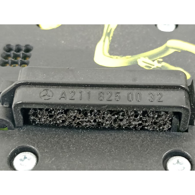 Recambio de luz interior para mercedes-benz clase e (w211) berlina e 320 (211.065) referencia OEM IAM A2118204201  