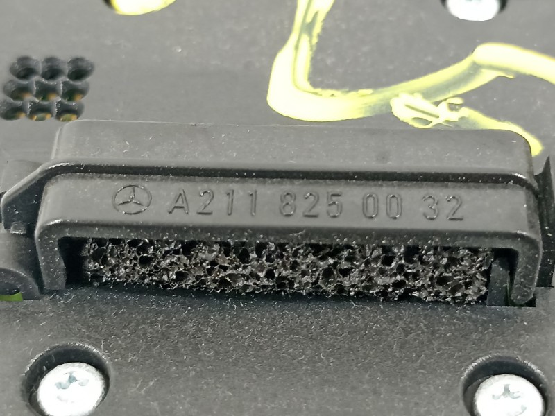 Recambio de luz interior para mercedes-benz clase e (w211) berlina e 320 (211.065) referencia OEM IAM A2118204201  