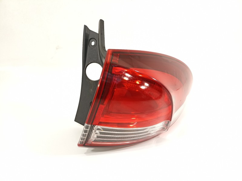 Recambio de piloto trasero derecho para renault clio iv grandtour dynamique referencia OEM IAM 265507408R  