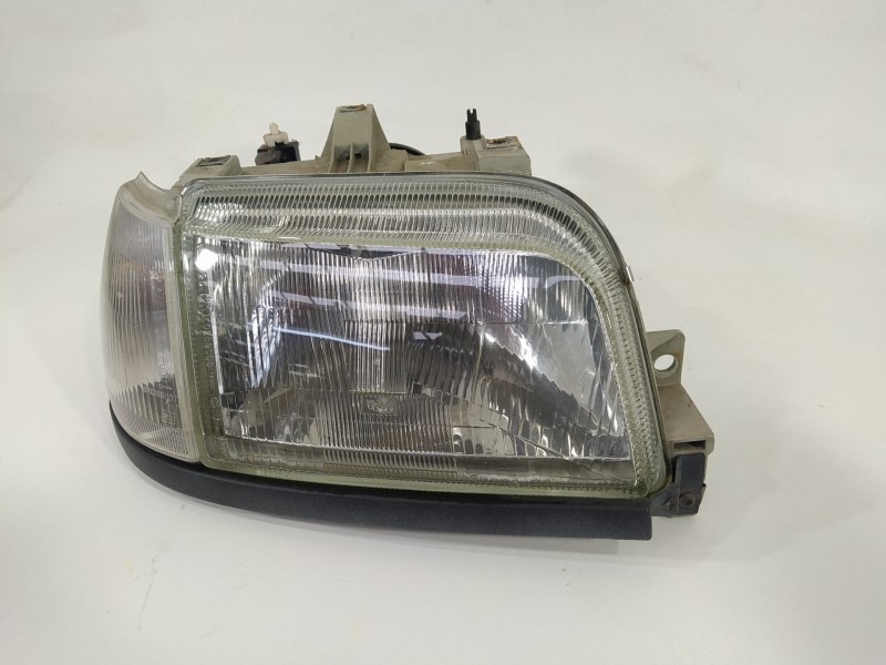 Recambio de faro derecho para renault clio i fase i+ii (b/c57) 1.2 alize referencia OEM IAM   