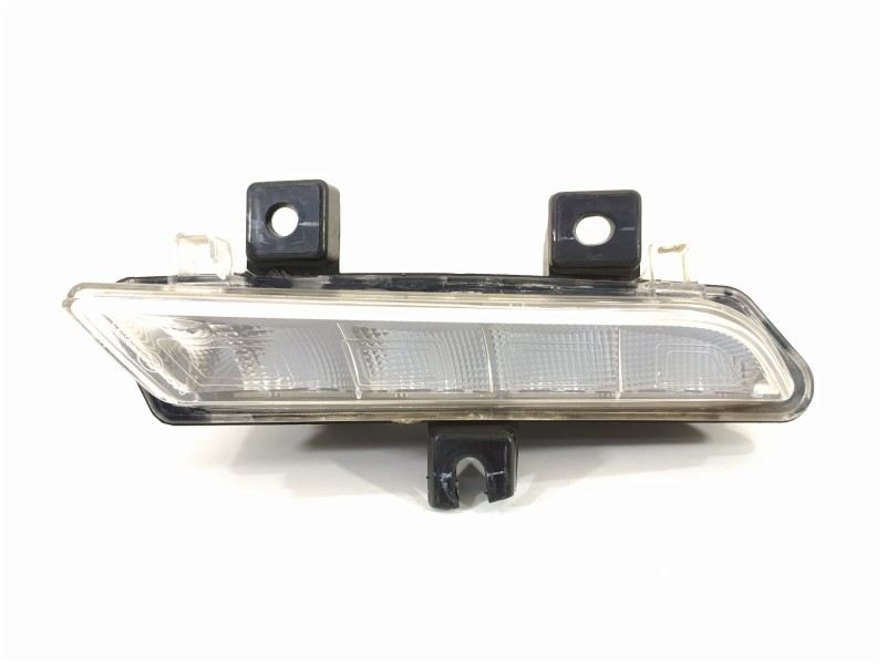 Recambio de piloto delantero derecho para renault clio iv grandtour dynamique referencia OEM IAM 266003864R 89208541 