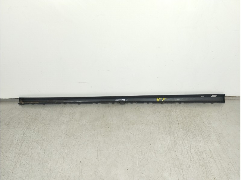 Recambio de faldon lateral para audi a1 sportback (8xf) attraction referencia OEM IAM 8XA853860  