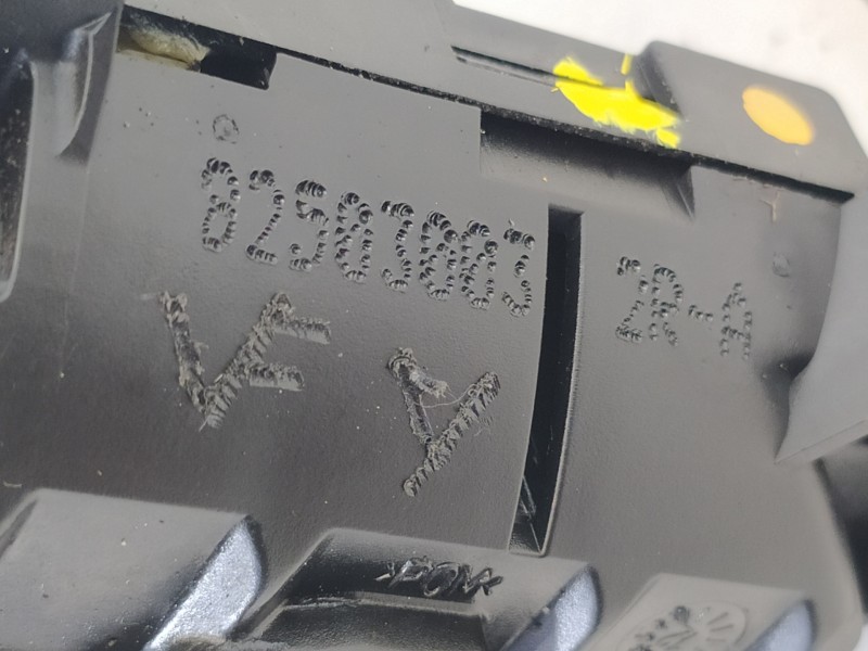 Recambio de cerradura puerta trasera izquierda para renault scenic iii dynamique referencia OEM IAM 825030032R  