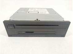 Recambio de sistema audio / radio cd para volkswagen golf vii lim. advance bluemotion referencia OEM IAM 5G0035819A  