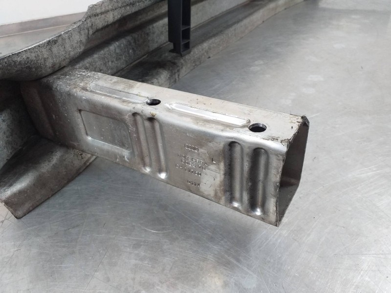 Recambio de refuerzo paragolpes trasero para audi a4 berlina (8e) 1.9 tdi (96kw) referencia OEM IAM 8E0807309  