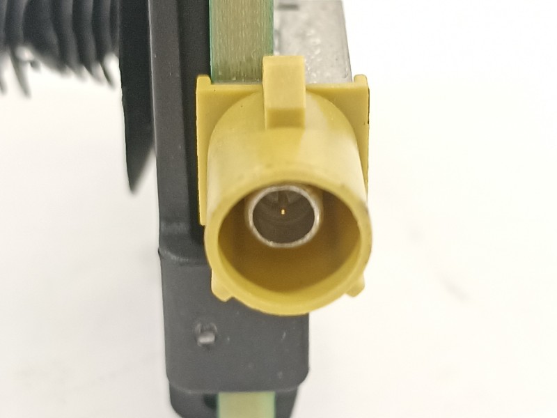 Recambio de antena para mercedes-benz clase gle (bm 167)(09.2018) gle 350 de 4matic (167.117) referencia OEM IAM A1779052902  