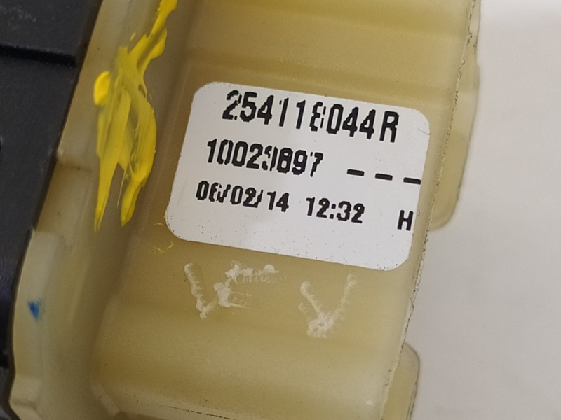 Recambio de mando elevalunas delantero izquierdo para renault clio iv grandtour dynamique referencia OEM IAM 254118044R  