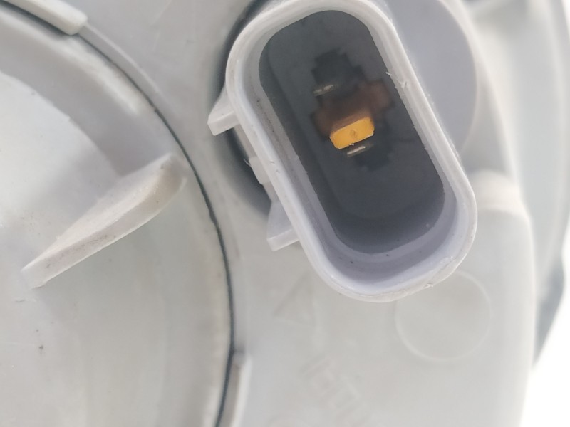 Recambio de faro antiniebla derecho para hyundai santa fe (sm) 2.0 gls crdi referencia OEM IAM 92201260  