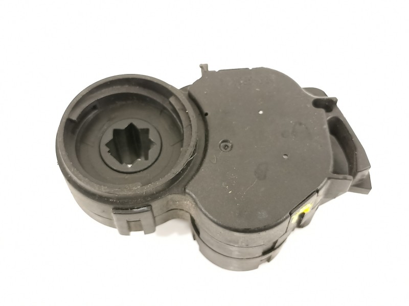 Recambio de motor apertura trampillas climatizador para renault clio iv grandtour dynamique referencia OEM IAM 272101005R T10130