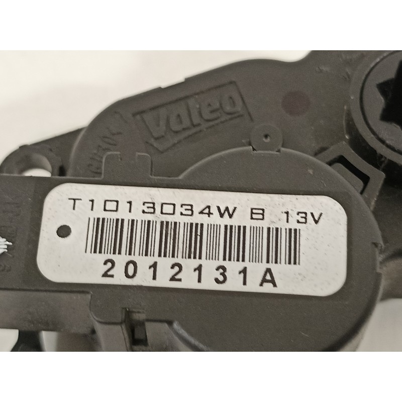 Recambio de motor apertura trampillas climatizador para renault clio iv grandtour dynamique referencia OEM IAM 272101005R T10130