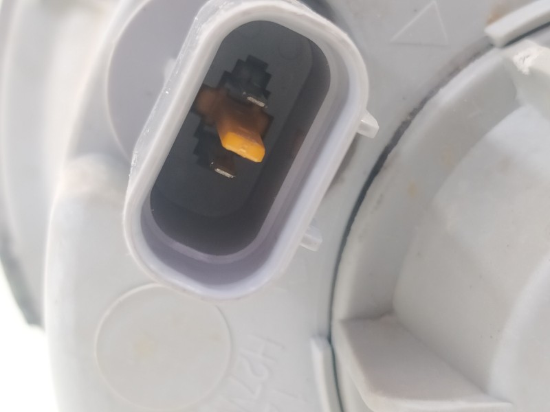 Recambio de faro antiniebla izquierdo para hyundai santa fe (sm) 2.0 gls crdi referencia OEM IAM 92201260  