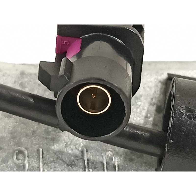 Recambio de antena para mercedes-benz clase a (w176) a 45 amg 4-matic (176.052) referencia OEM IAM A1569057900 A2465451300 