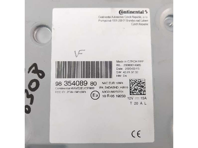 Recambio de sistema navegacion gps para peugeot 208 2020 referencia OEM IAM 9835408980  