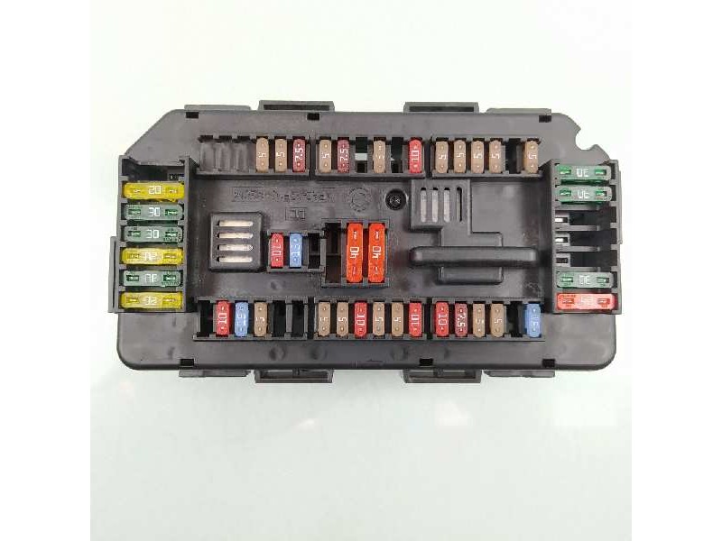 Recambio de caja reles / fusibles para bmw serie 4 coupe (f32) 420d referencia OEM IAM 61149337879 9337879 