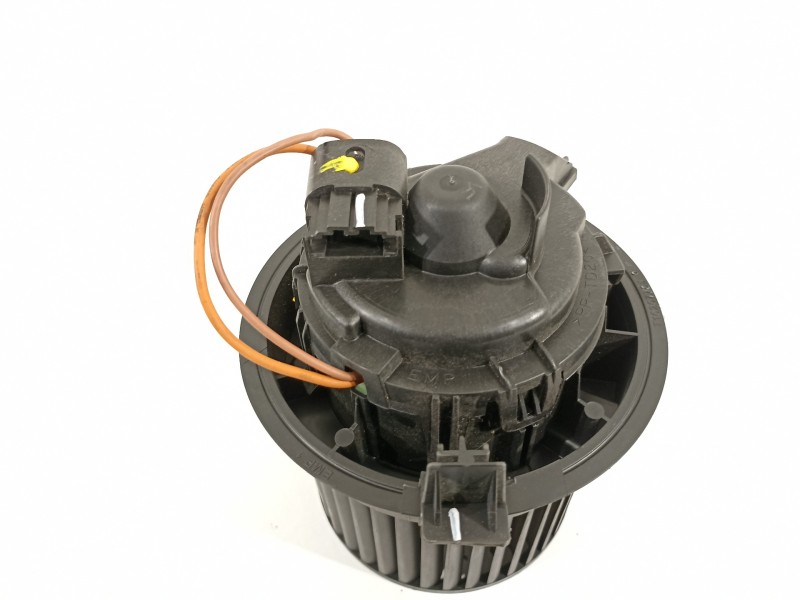 Recambio de ventilador calefaccion para renault clio iv grandtour dynamique referencia OEM IAM 272101005R T1029527H 
